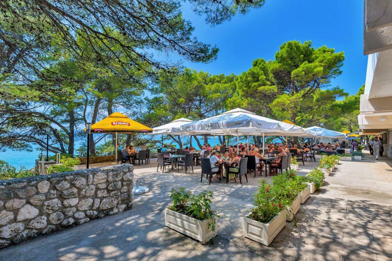 Hotel Alem Baška Voda Exteriör bild