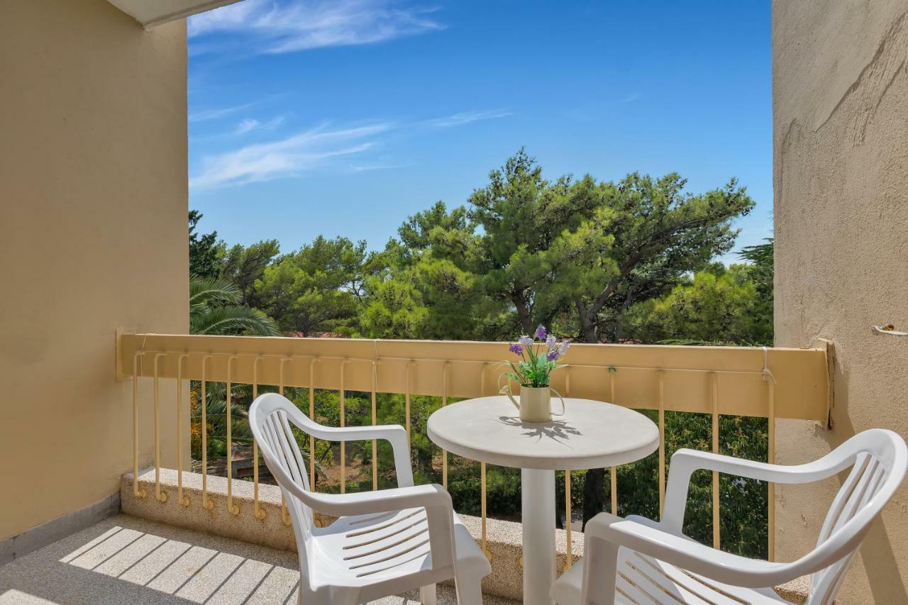 Hotel Alem Baška Voda Exteriör bild
